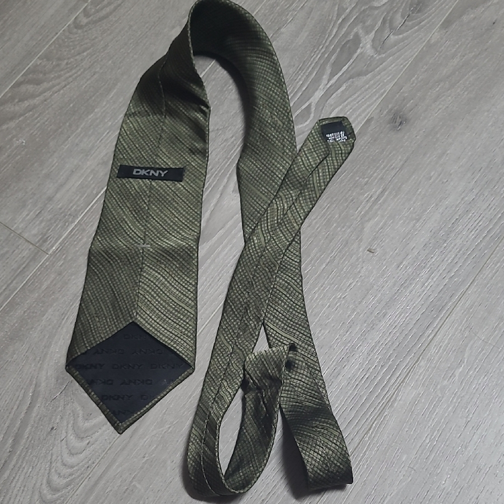 DKNY Olive Green Textured Silk Tie